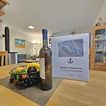 Steuerbord Im Bootshaus Casa de Férias Neßmersiel